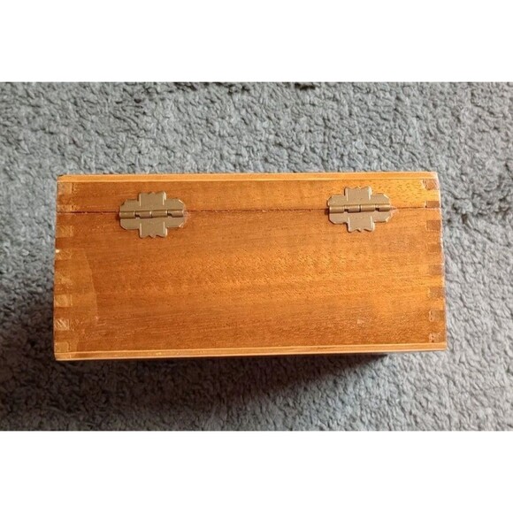 Exquisitos ARTURO FUENTE Wooden Cigar Box - Imported Dominican Republic - EMPTY - Picture 4 of 9